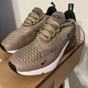 Nike Air Max 270 | Brand New/Never Worn!